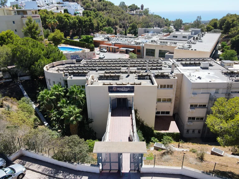 Secondary building